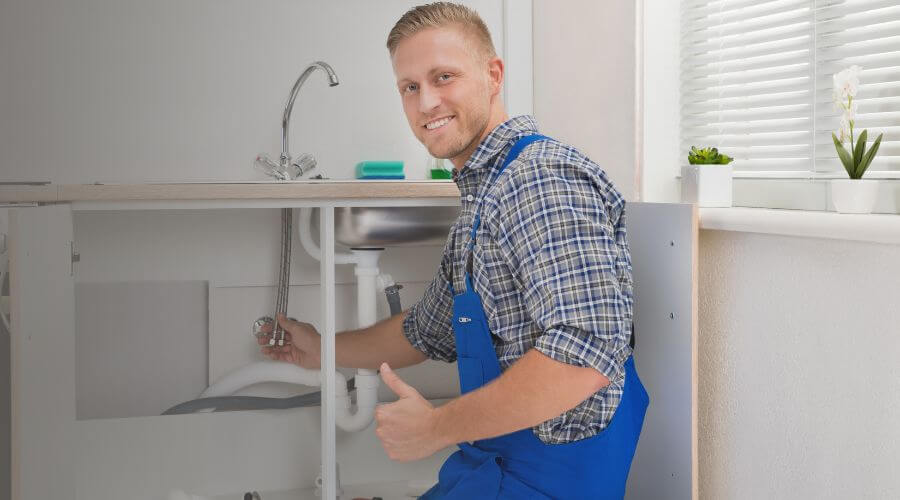 Local water heater installation in Holcomb, IL